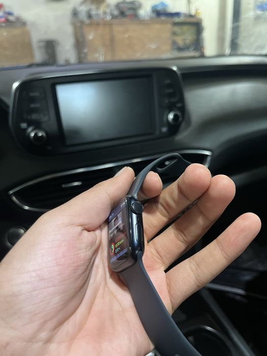 Apple Watch 8 ..