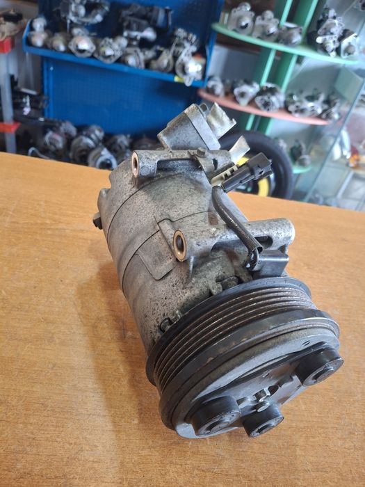 Compresor aer condiționat Ford Focus 2 1.6 tdci