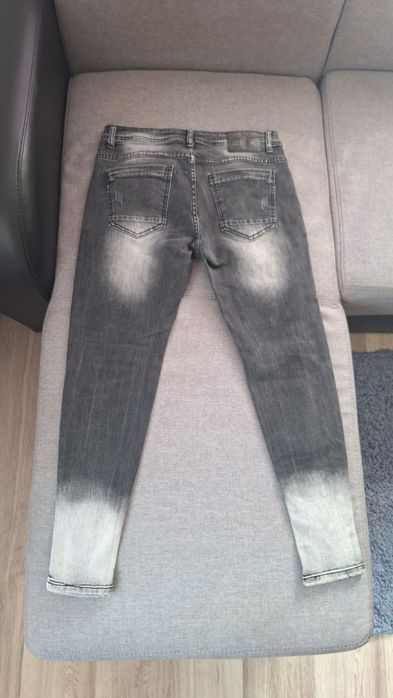 Blugi Leeyo Jeans NOI