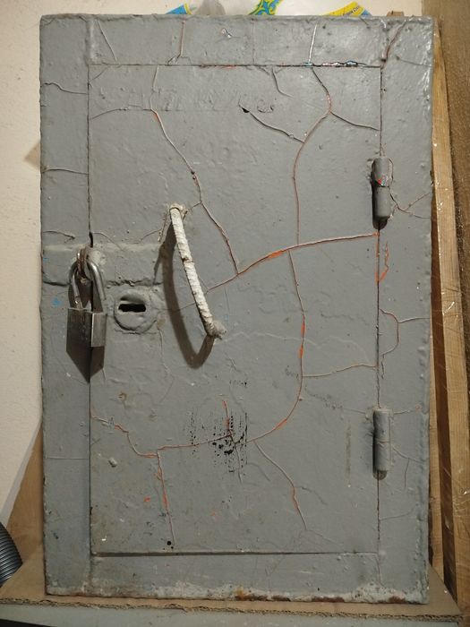 Продам сейф продам