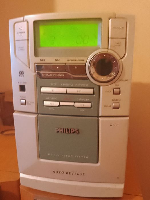 Уредба Philips с две тонколони Sony