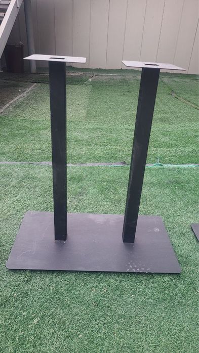 Срочно продается стол, столы, стойки