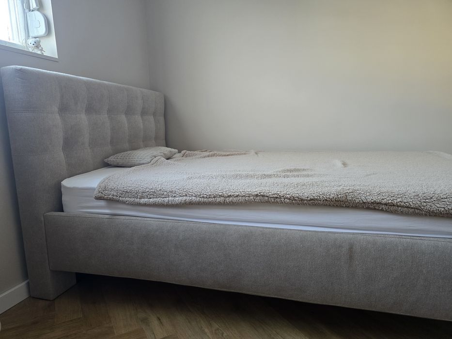 Ново тапицирано легло 120/200