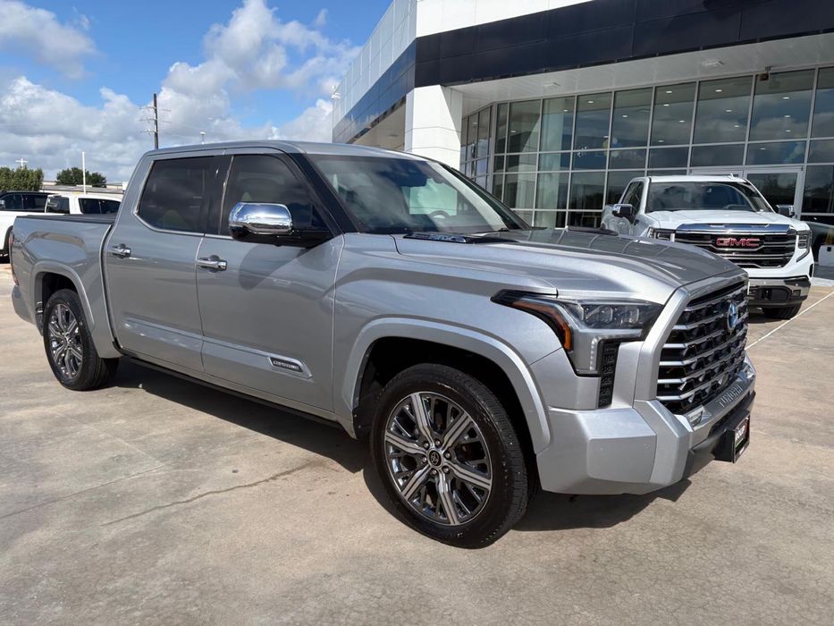 Toyota TUNDRA  Capstone HIBRID 2024