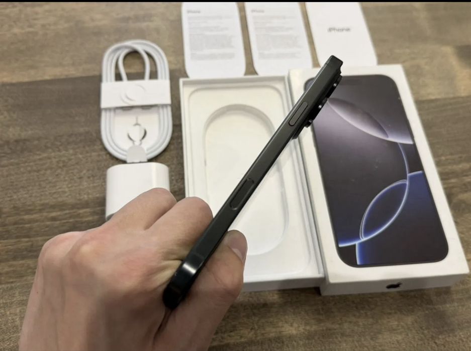 Iphone 16 pro max Black 256