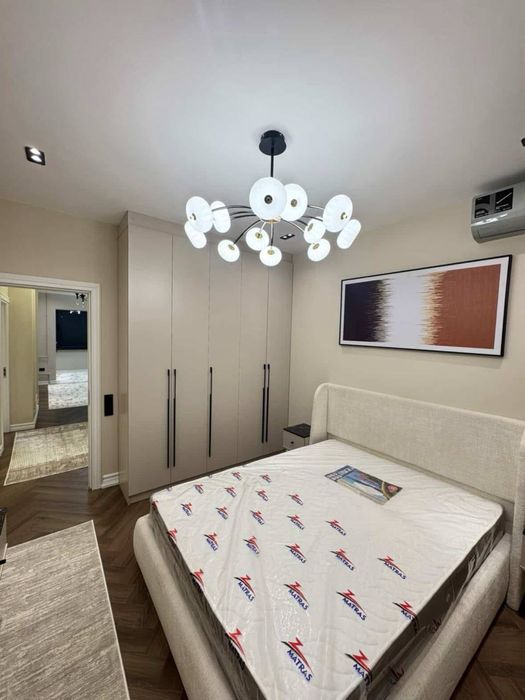 ПРОДАЕТСЯ 4/5/9 на: нукус Мирабадский район Ор.р: Parkwood