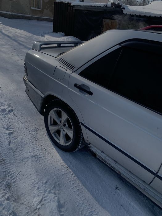 Продам Mercedes 190
