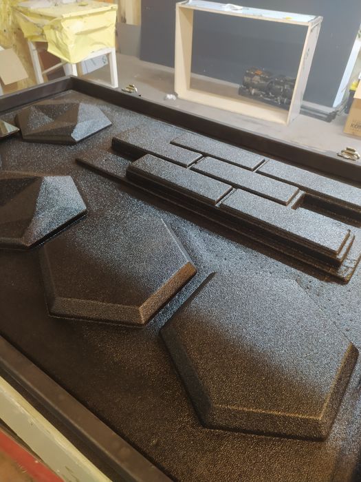 Вакуумно формовочный аппарат