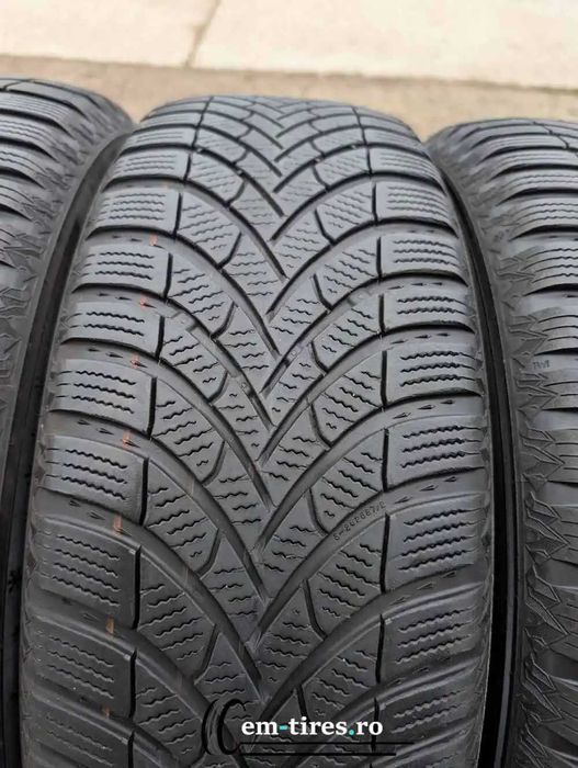 SET 4 Anvelope Iarna 215/65 R17 SEMPERIT Speed Grip 5 99H