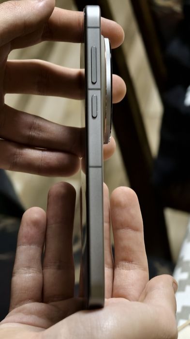 Vivo X300 Pro 1TB 16GB RAM Отличен