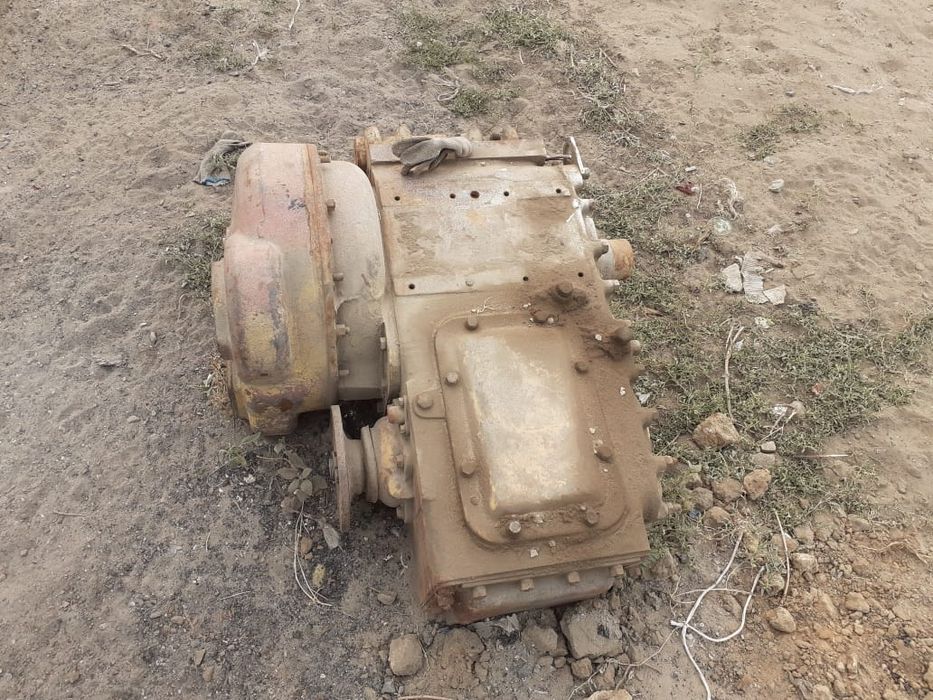 Продам коробку на автогрейдер ДЗ 122.