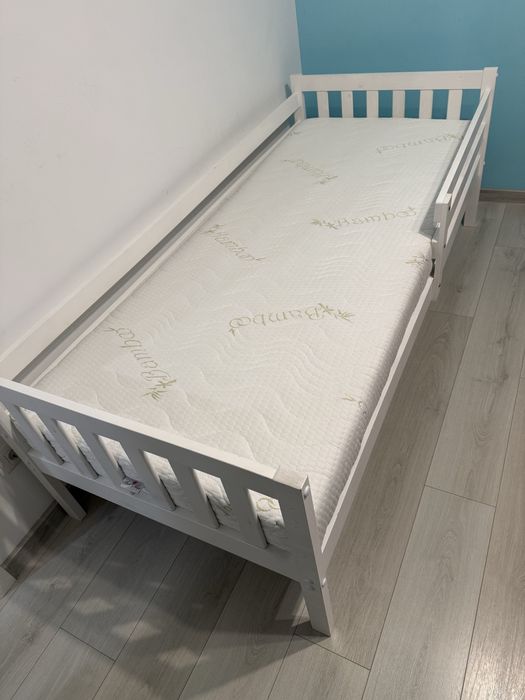 Pat din lemn copii single - o persoana 80x190