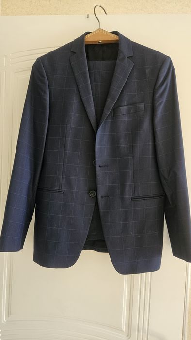 Продам мужской костюм