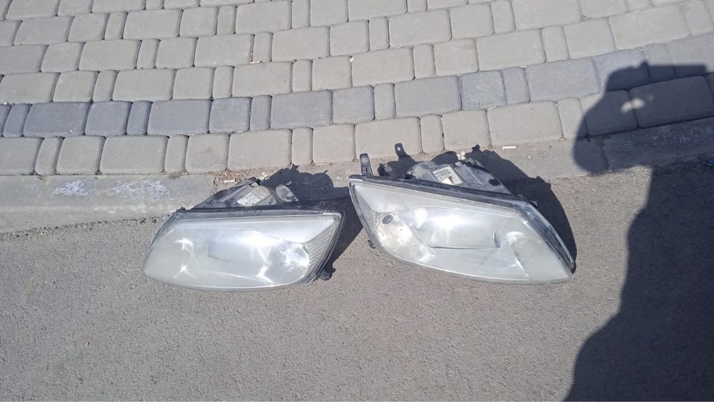 Продам фары Lada Grant