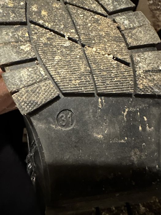 Боти за момиче 31 ви номер