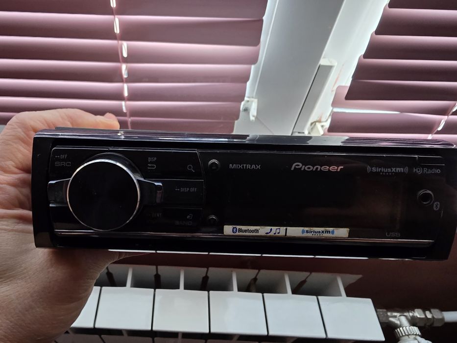 Продавам Pioneer DEH-X9600BT