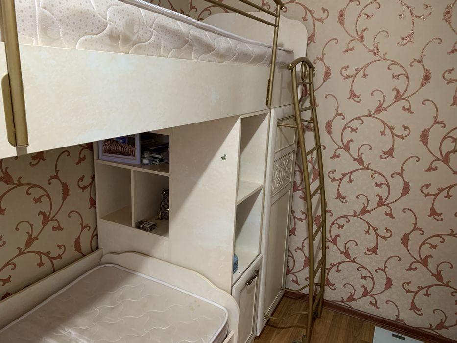 Кровать двухярусный