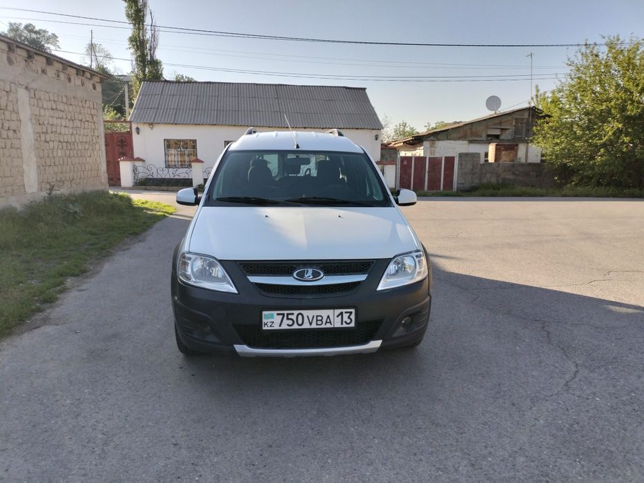 Лада Ларгус Кросс