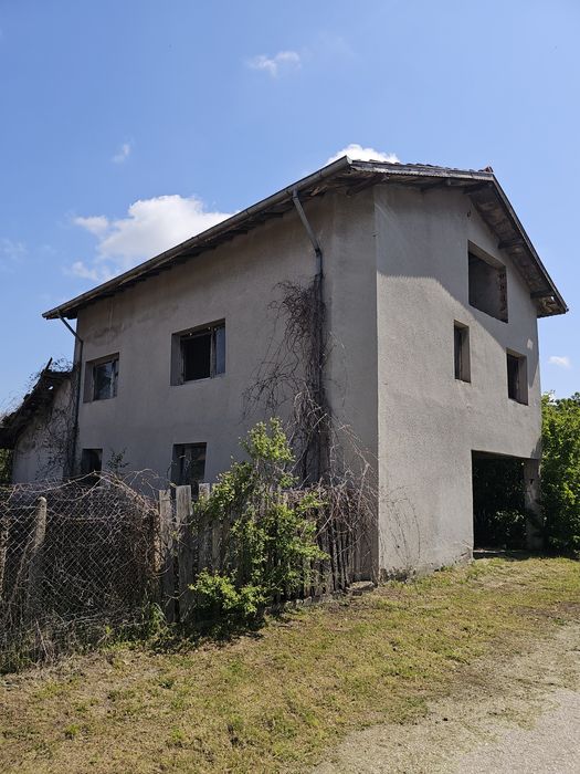 Продава се Къща в Никопол - 120 кв.м за 128 €/кв.м - Снимка #3