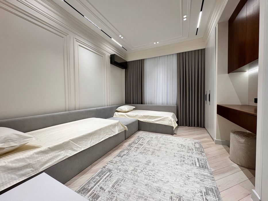 Срочно продаётся 3 ком Новостройка ЖК  Дархан