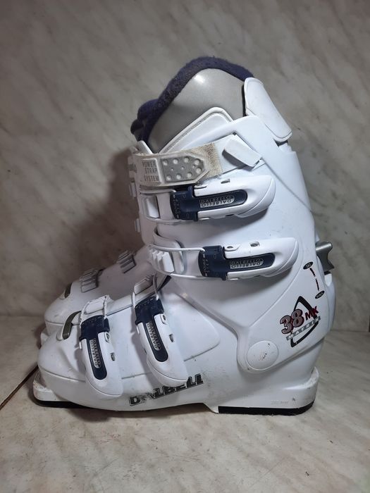 Clapari ski schi Dalbello mondo 24 corespunde mărimii 37