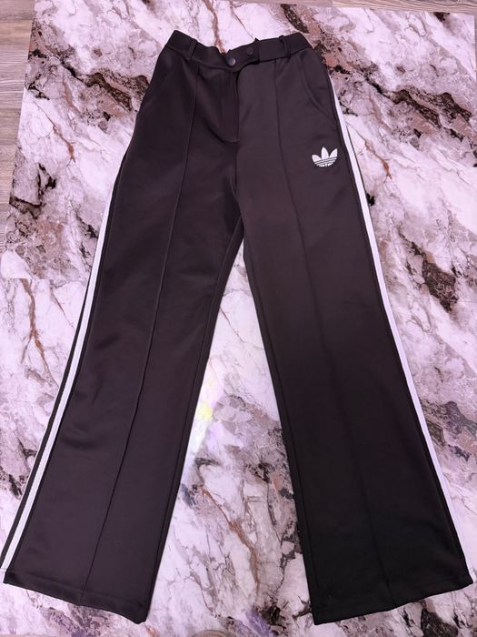 Compleu de dama Adidas