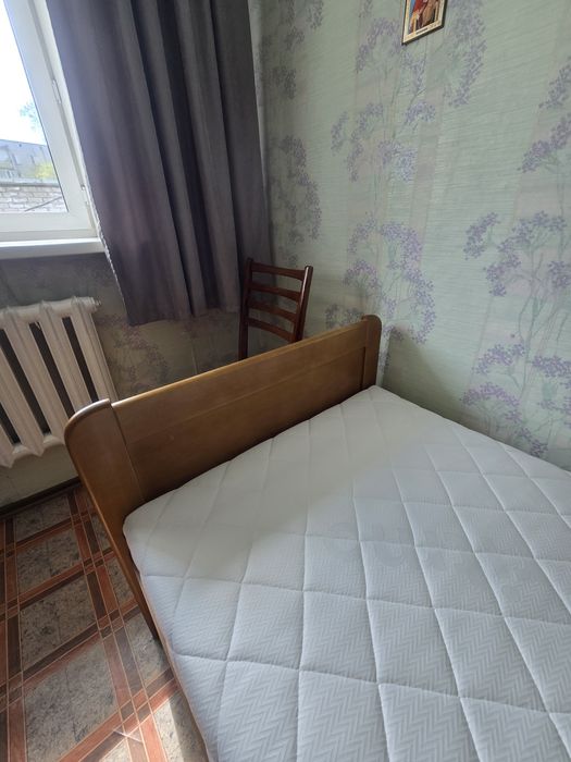Продам  односпальную кровать