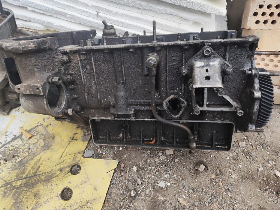 Блок цилиндров двигателя Волга 2.4