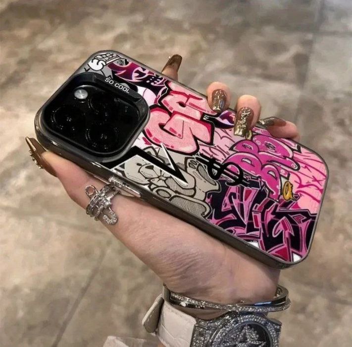 Розовый чехол Cool Art — матовый, стильный, не скользит