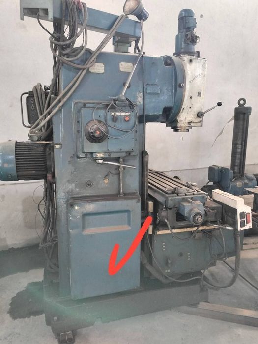 Продам фрезерный станок 6Т12 в отличном состоянии