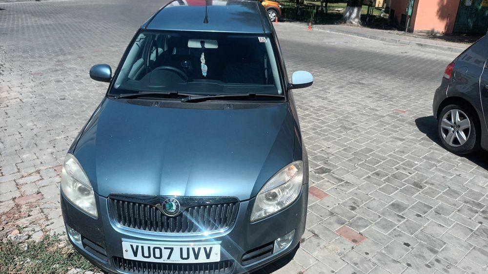 Vând Automobil Skoda Roomster