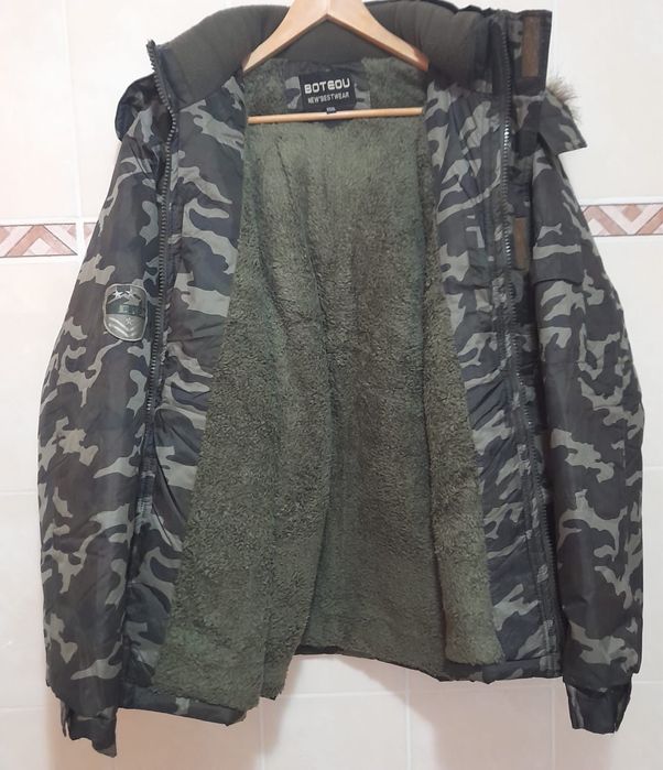 Costum iarna camuflaj (imblanit)