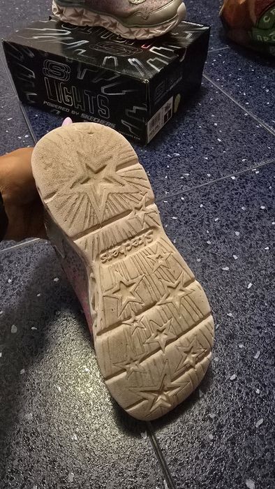 Маратонки Skechers lights