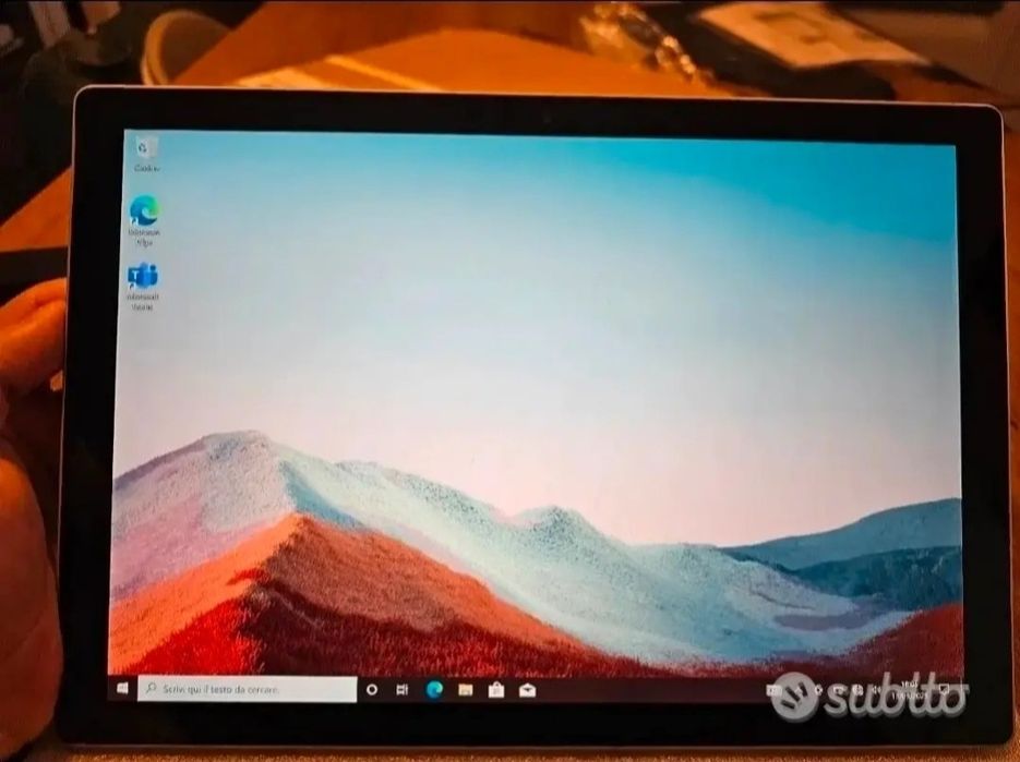 Microsoft Surface Pro 7+ 12.3" i5-1135G7 128GB 8GB