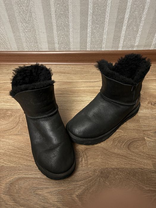 Продам угги оригинал