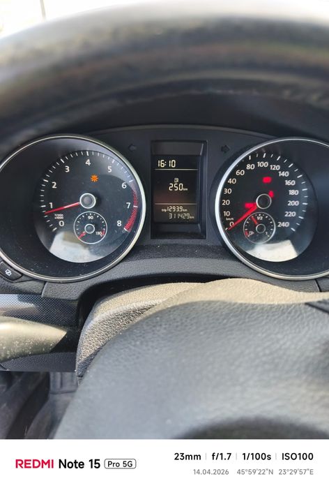 Vând VW golf 6 motor 1.4 benzina an 2010 cutie manuala cu 6+1 trepte  de viteza cu 311400 km la bord mașină se află într-o stare bună de funcționare c