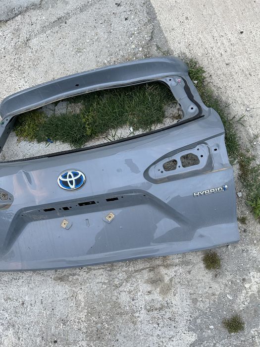 Hayon toyota corola break.