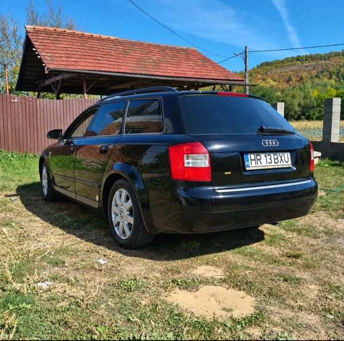 Vând Audi a4 b6 foarte întreținut