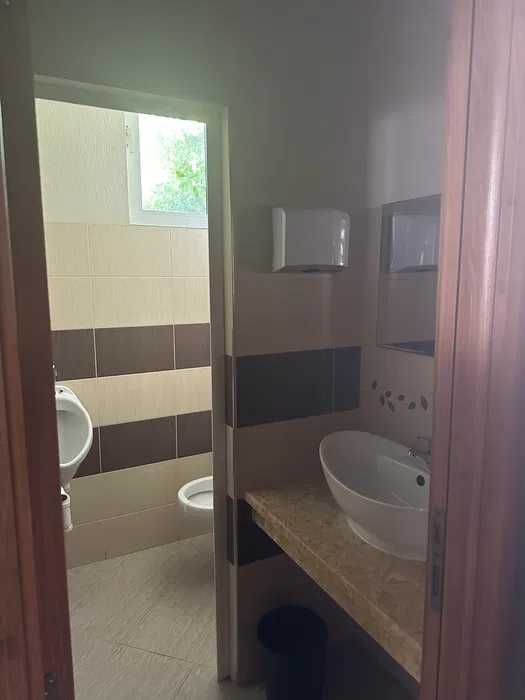 Дава се под наем Заведение в Приморско - 200 кв.м за 260.1 € - Снимка #1