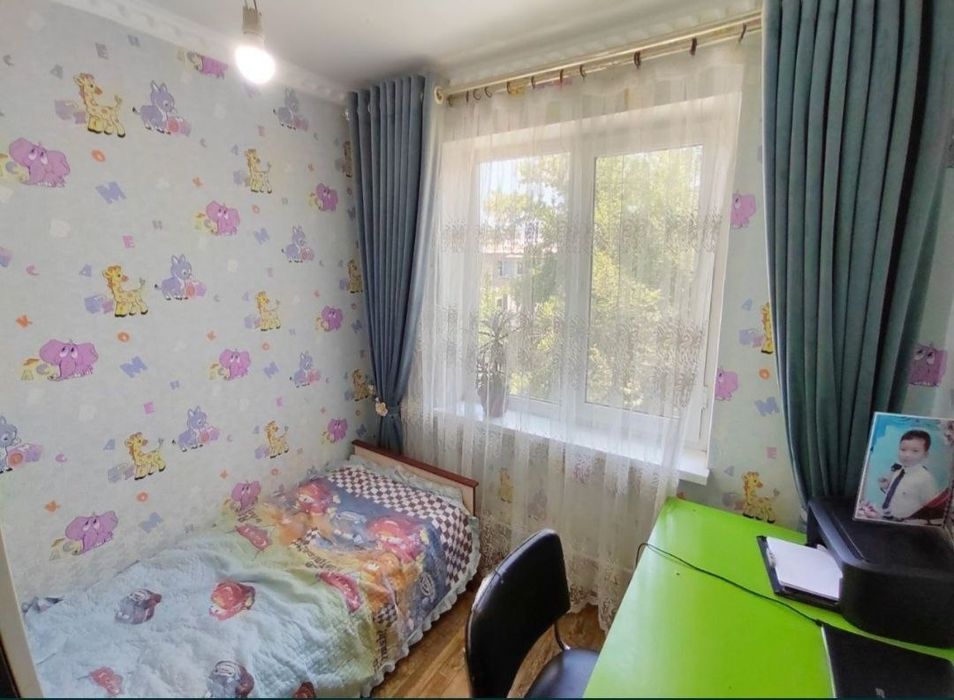 3х комнатная квартира Вогзал