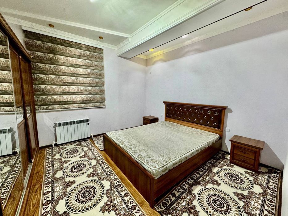 Vokzal UzGazoil qizil dom 350$