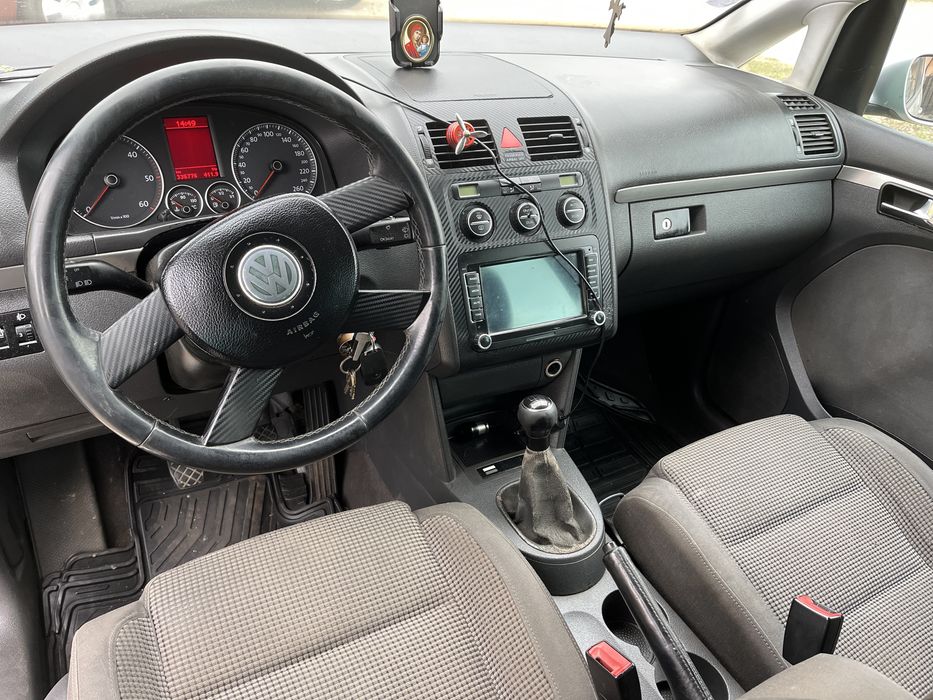 Volkswagen Touran de vânzare.