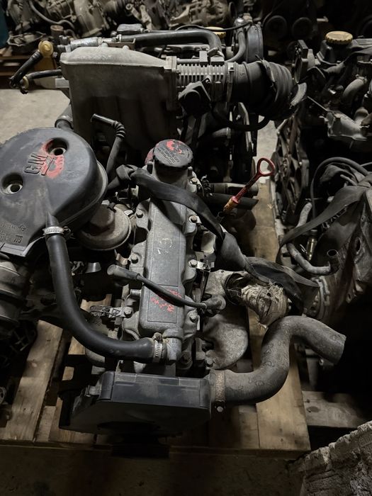 Двигатель Опел Вектра 1,8 привазной