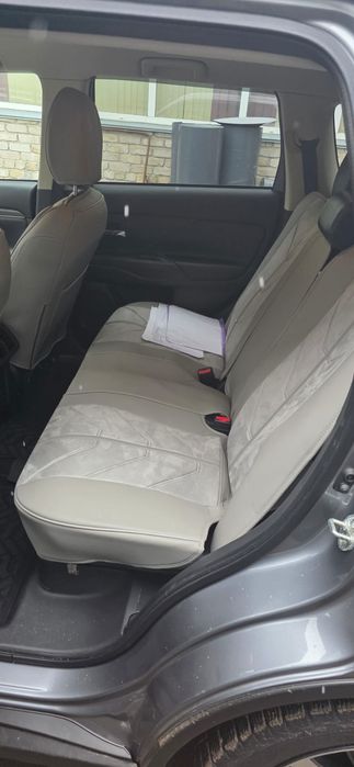 Продам чехлы на автомобиль