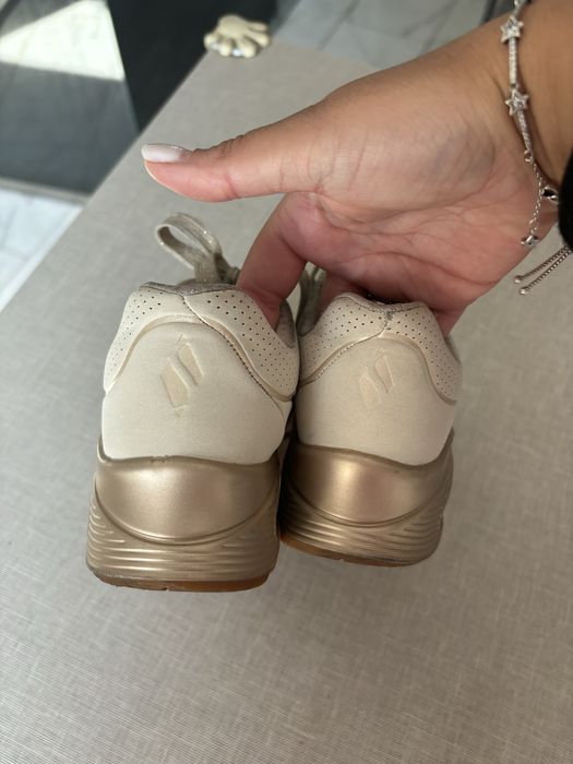 Adidasi Skechers fetite 30