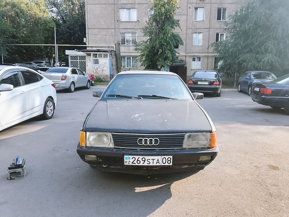 Ауди 100 2.3  срочно