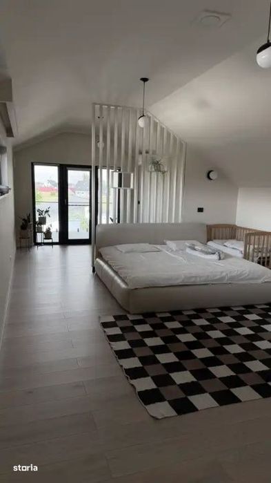 Casa individuala, 302 mp, teren 800 mp, zona Marginea