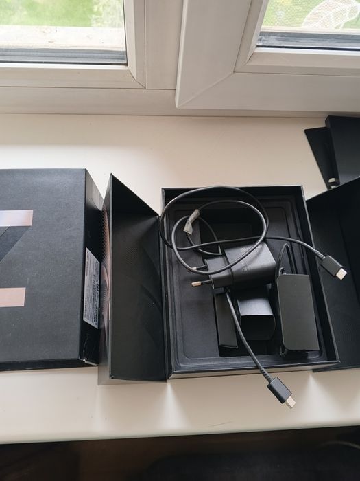 Samsung galaxy z fold 2