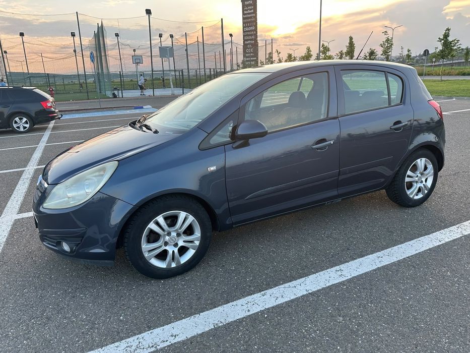 Opel Corsa D - 1.2 benzina - Cutie automata -- Euro 4