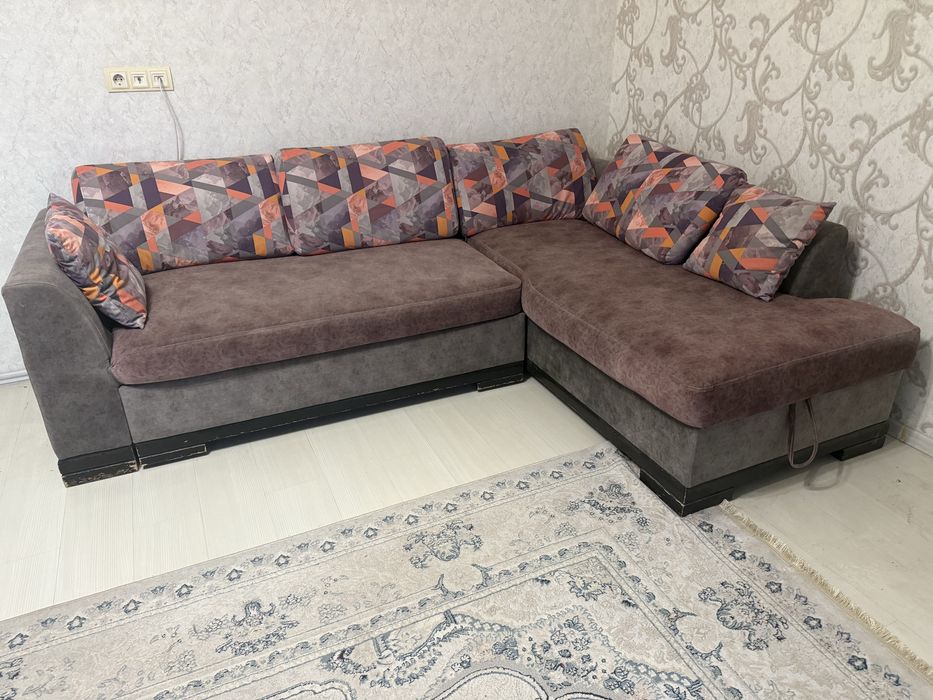 Диван в гостиную